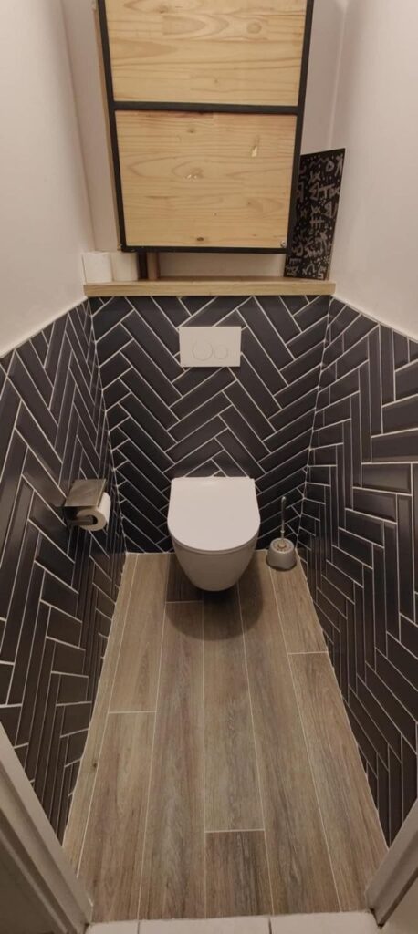 Installation de sanitaires WC à Valle