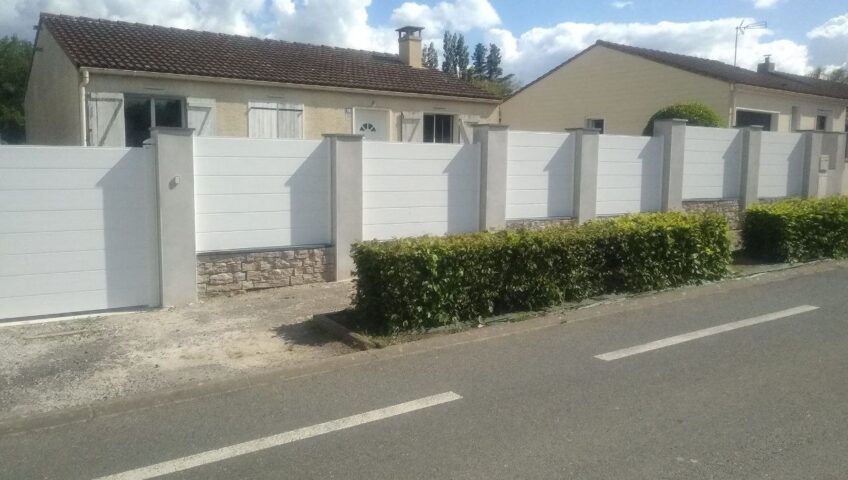 Installation d'une clôture à Vallet