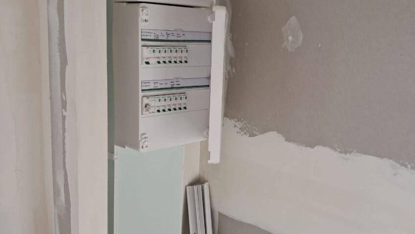 Installation électrique complète de deux logements à Mouzillon